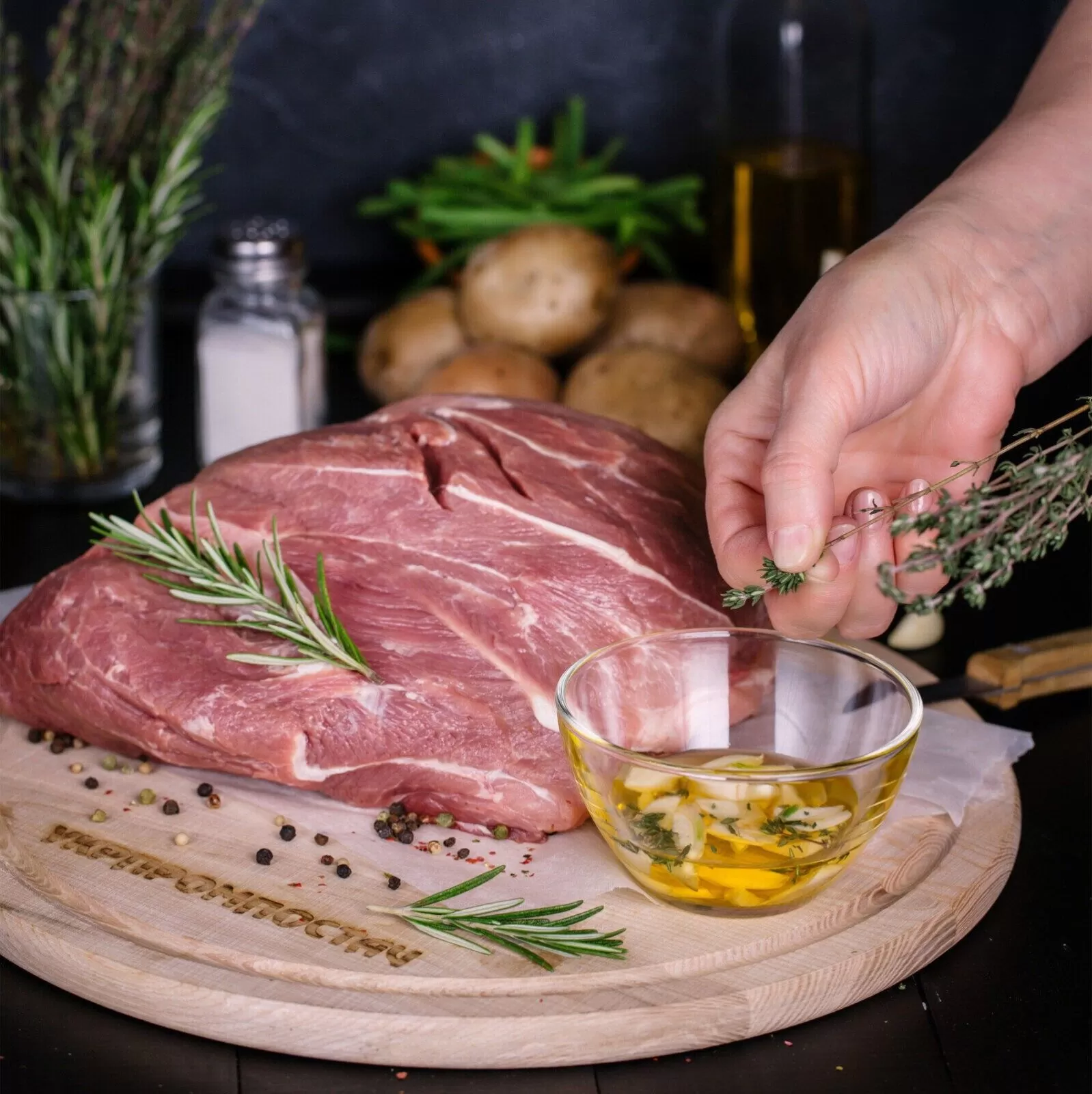 Найкращі спеції для свинини